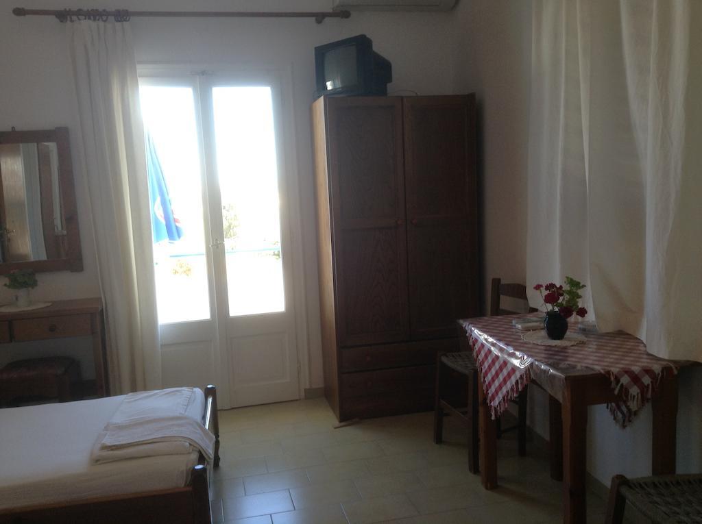 Rania Apartments Antiparos Екстер'єр фото