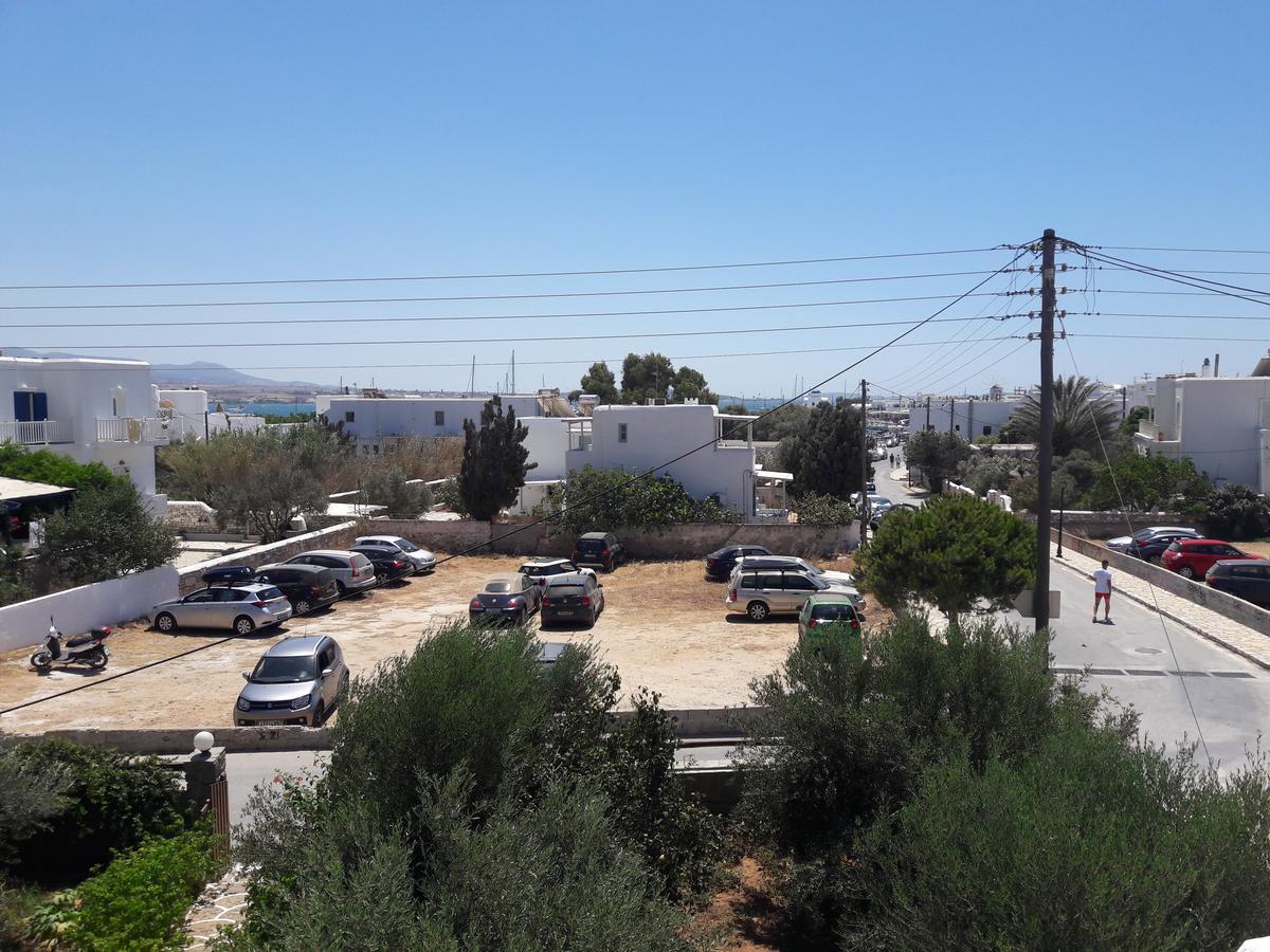 Rania Apartments Antiparos Екстер'єр фото